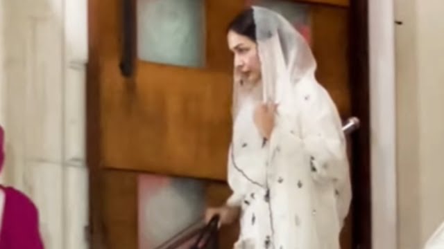 Malaika Arora Father Prayer Meet