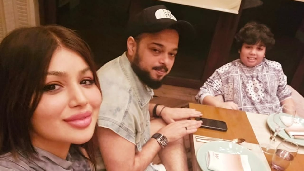 ayesha takia