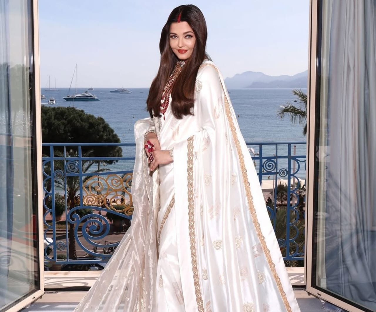 Aishwarya Rai returned from Cannes with daughter Aaradhya